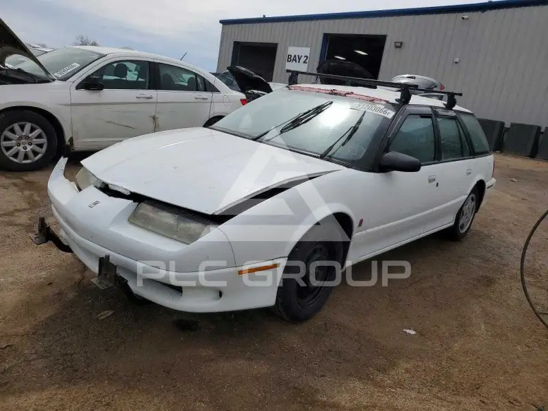 1995 Saturn S series photo