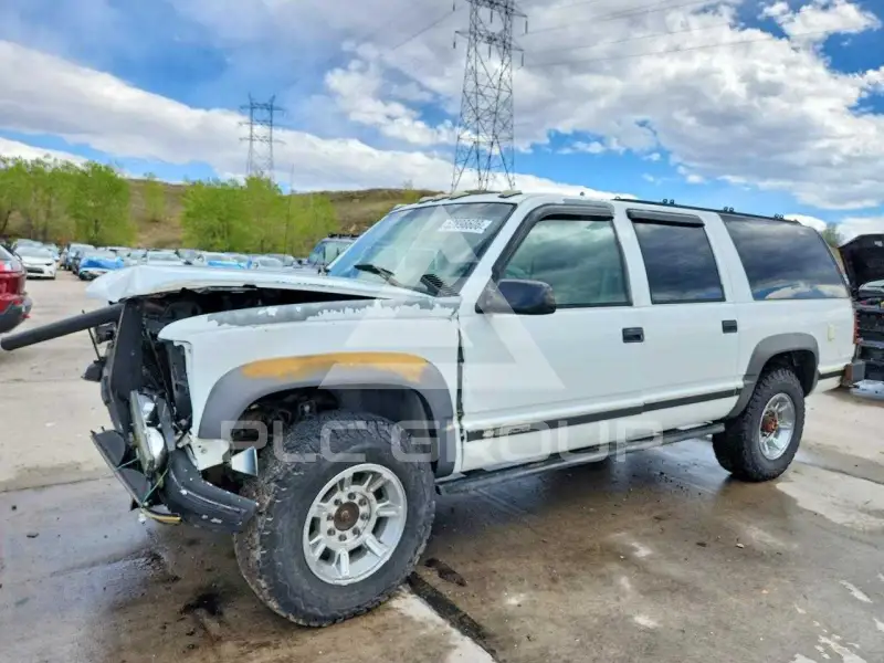 1995 Chevrolet Suburan photo