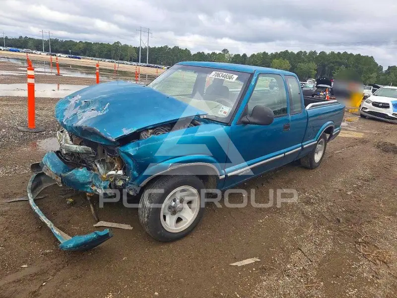 1995 Chevrolet S10 photo