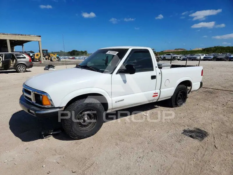 1995 Chevrolet S10 фото