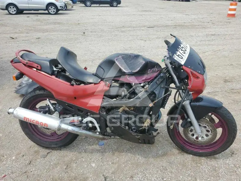 1995 Suzuki GSX фото