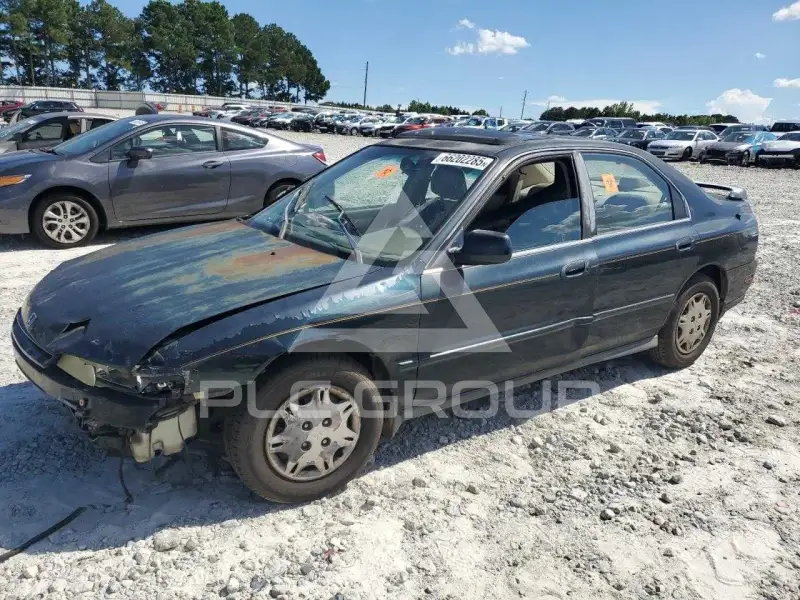 1995 Honda Accord photo