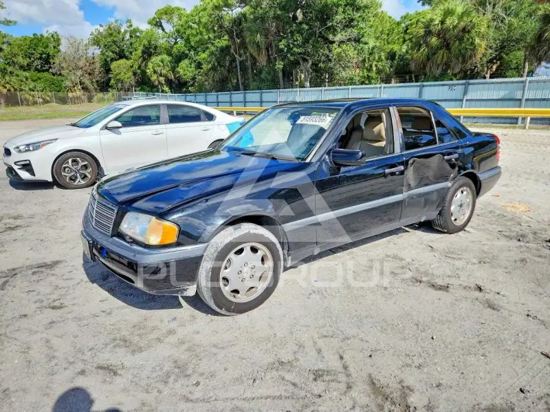 1995 Mercedes Benz C-Class фото
