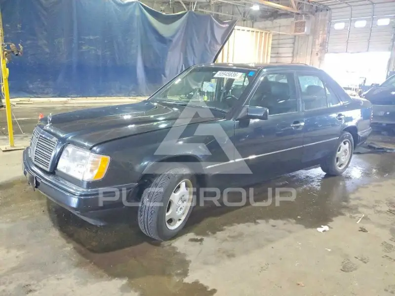 1995 Mercedes Benz E-Class photo