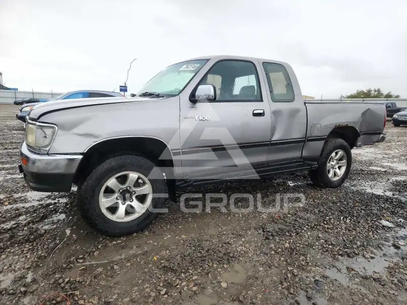 1995 Toyota T100 photo