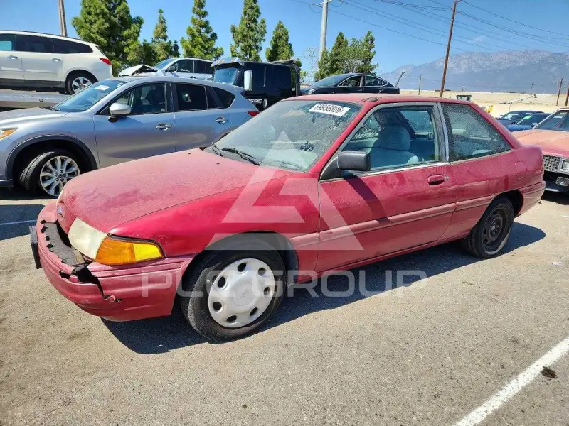 1995 Ford ESCORT photo