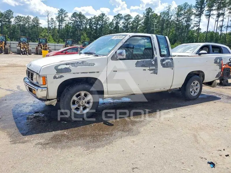 1996 Nissan Navara photo