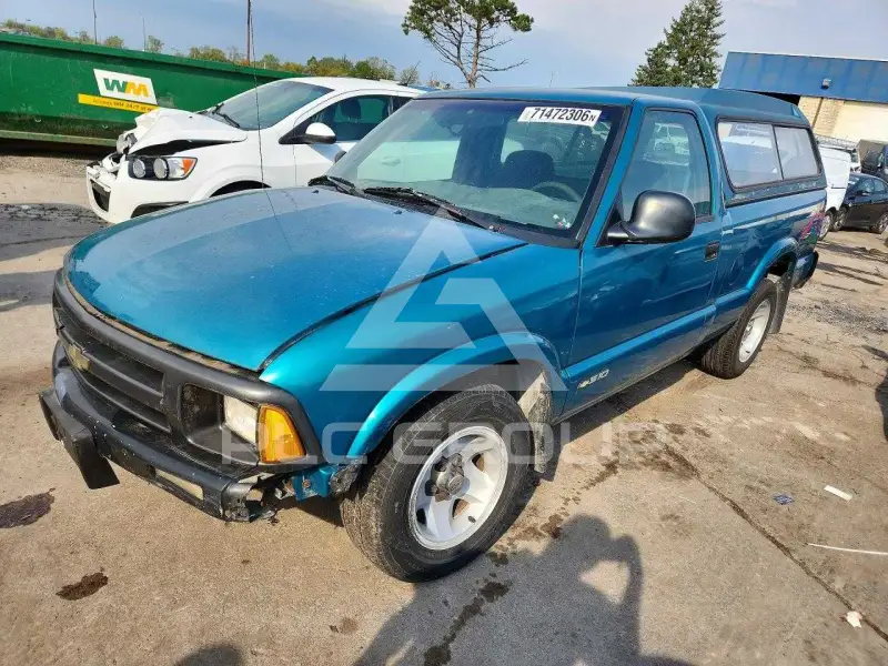 1996 Chevrolet S10 photo