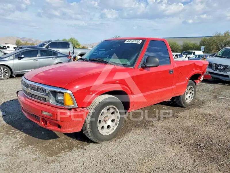 1996 Chevrolet S10 фото