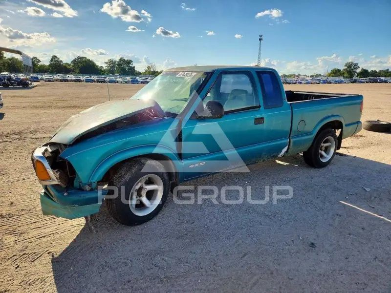 1996 Chevrolet S10 photo