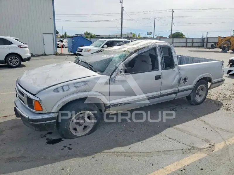 1996 Chevrolet S10 фото