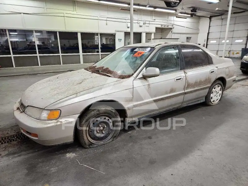 1996 Honda Accord photo
