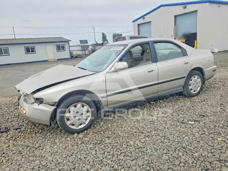 1996 Honda Accord photo
