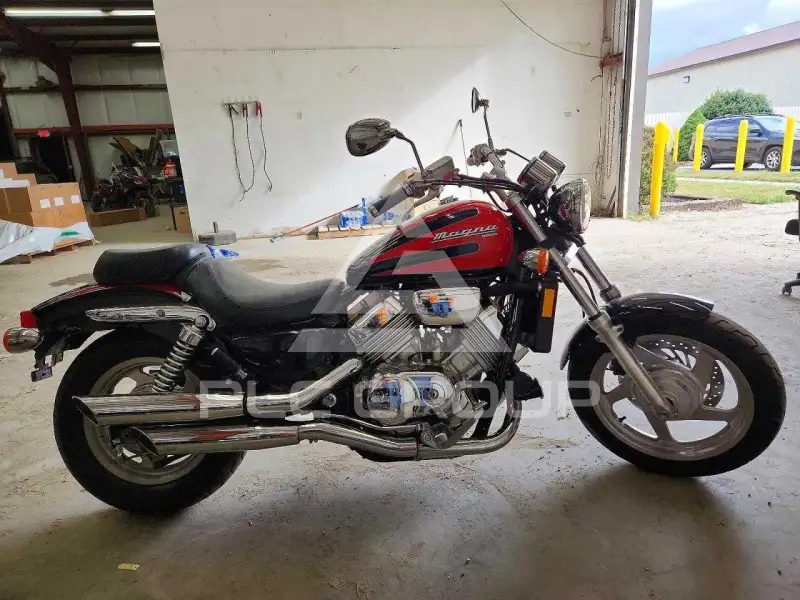 1996 Honda VF photo