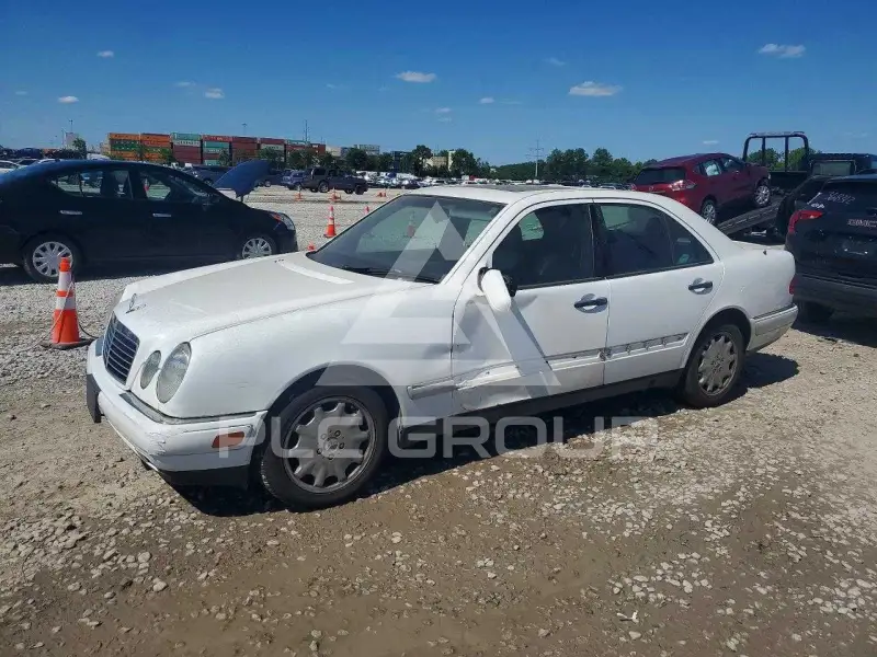 1996 Mercedes Benz E-Class фото