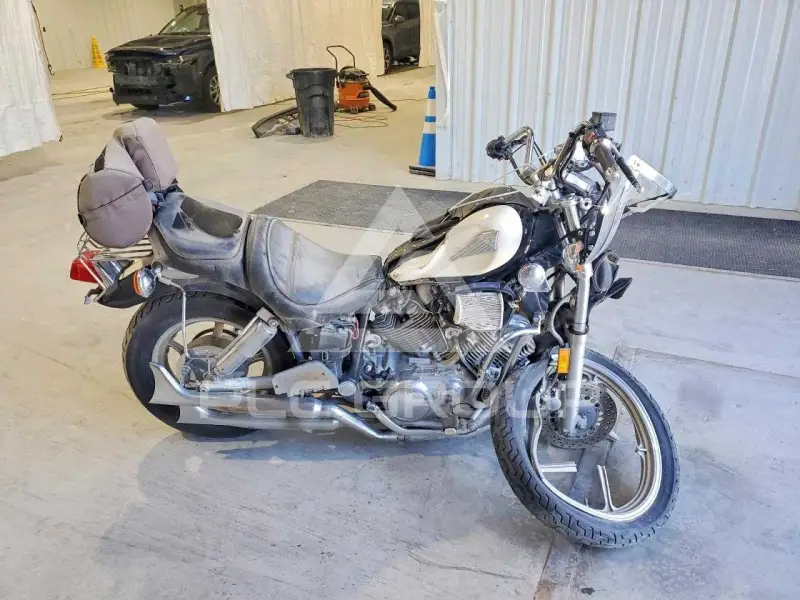 1996 Yamaha XV фото