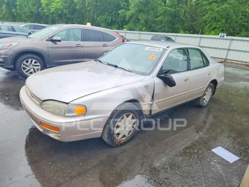 1996 Toyota CAMRY фото