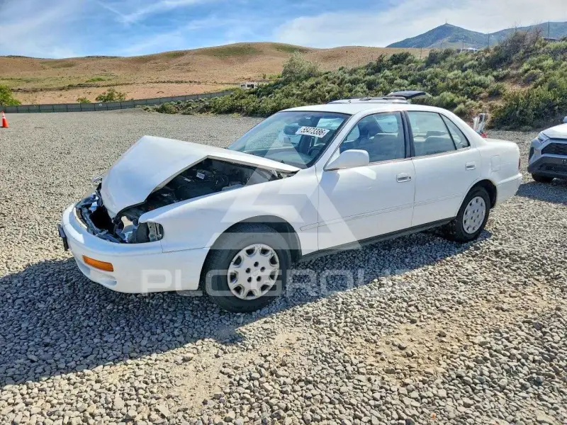 1996 Toyota CAMRY фото