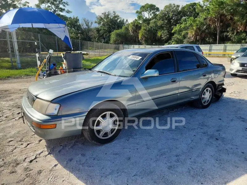 1996 Toyota AVALON фото