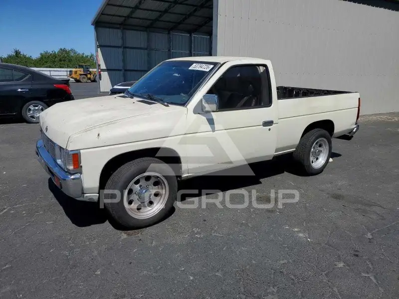 1997 Nissan Navara photo