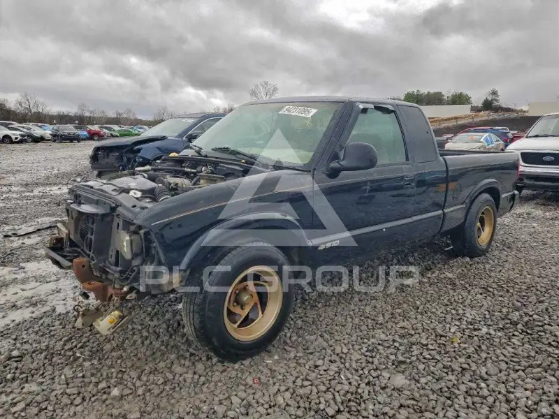 1997 Chevrolet S10 photo