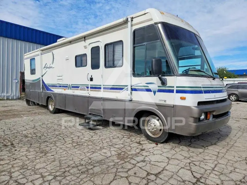 1997 Chevrolet P30 photo