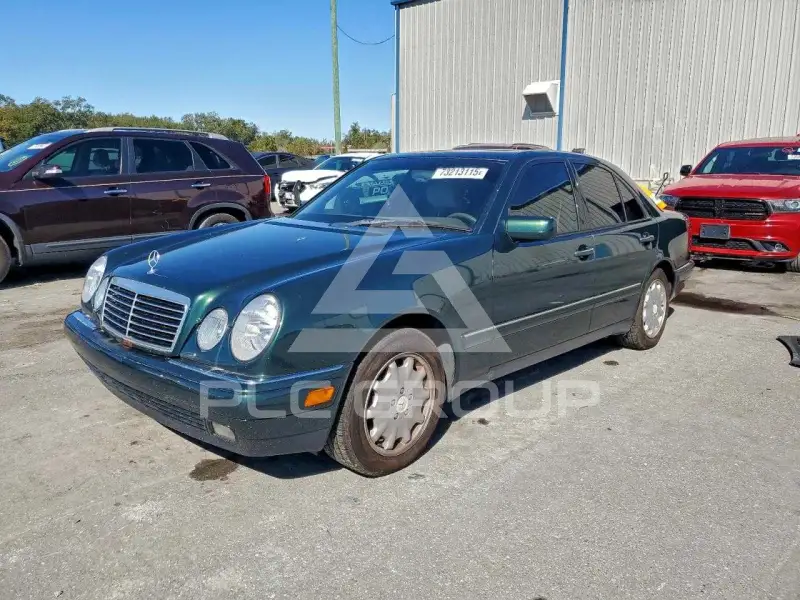 1997 Mercedes Benz  фото