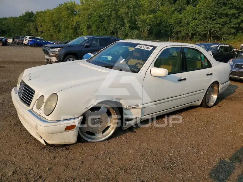 1997 Mercedes Benz E-Class photo