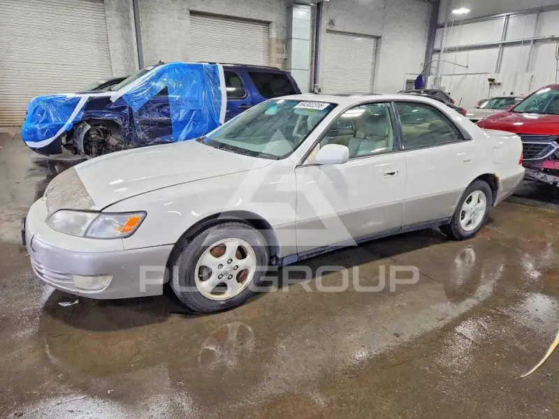 1997 Lexus ES300 photo