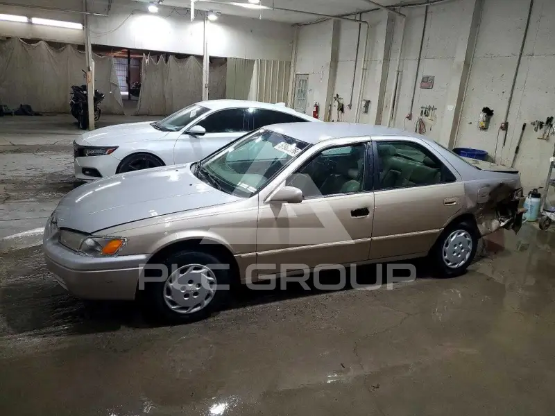 1997 Toyota CAMRY photo