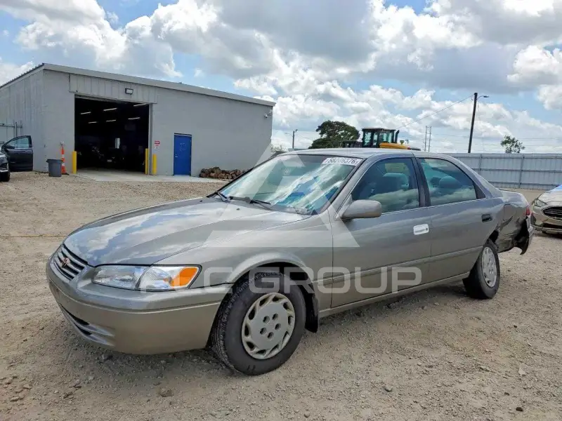 1997 Toyota CAMRY фото