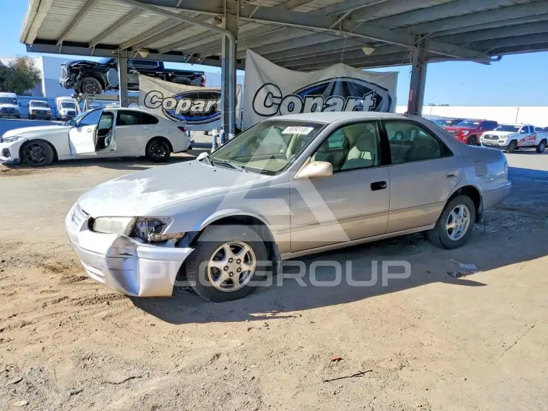 1997 Toyota CAMRY фото
