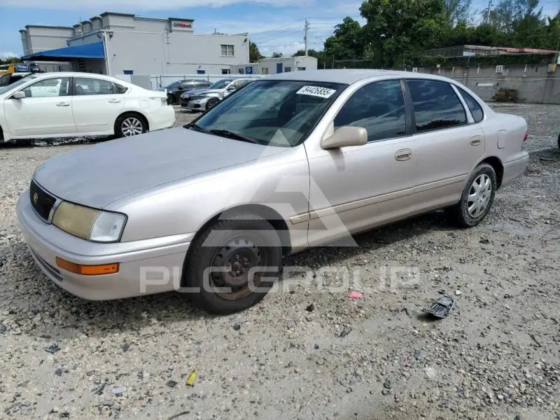 1997 Toyota AVALON photo
