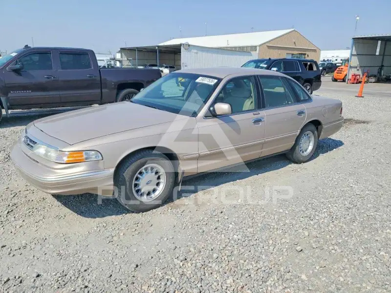1997 Ford CROWN фото