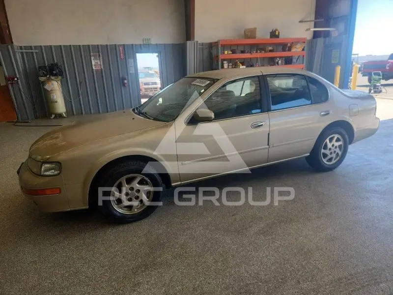 1998 Nissan MAXIMA фото
