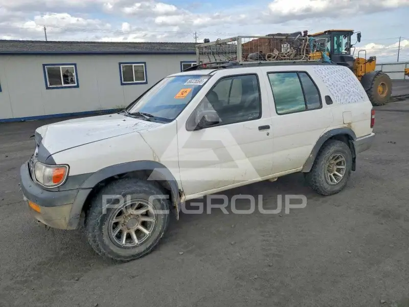 1998 Nissan PATHFINDER photo