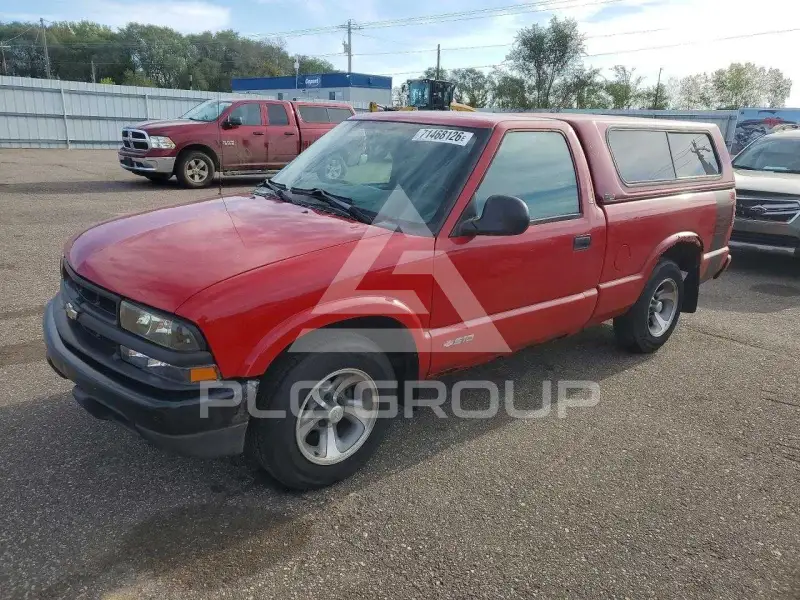 1998 Chevrolet S10 photo