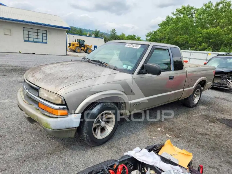 1998 Chevrolet S10 photo