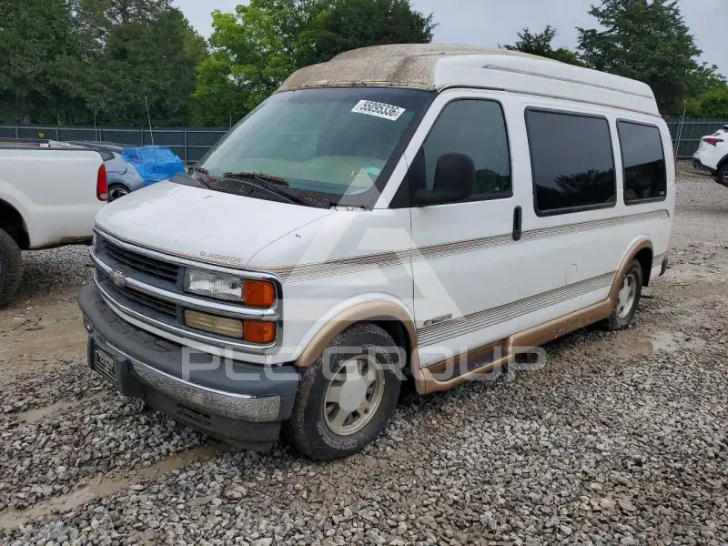 1998 Chevrolet Express photo
