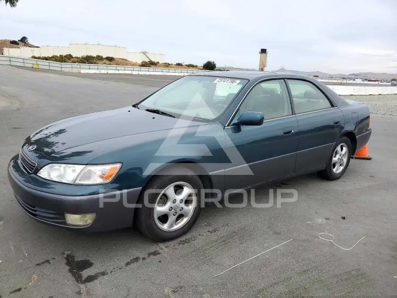 1998 Lexus ES300 photo