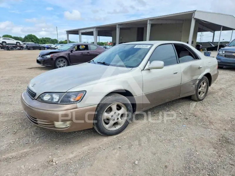 1998 Lexus ES300 photo