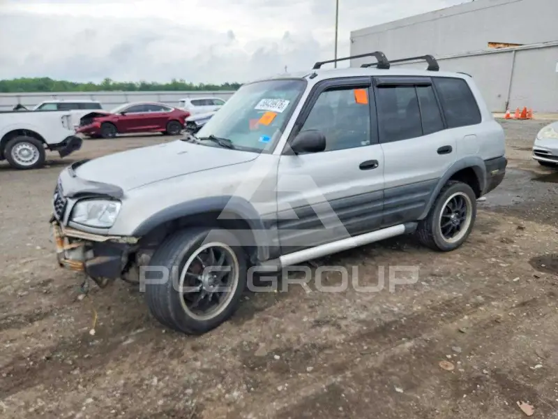 1998 Toyota RAV4 photo