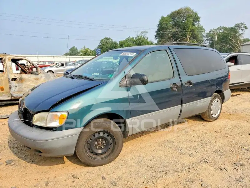 1998 Toyota SIENNA photo