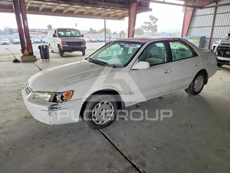 1998 Toyota CAMRY фото