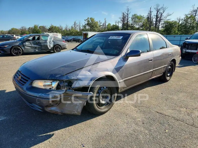 1998 Toyota CAMRY фото