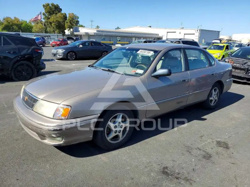 1998 Toyota AVALON photo