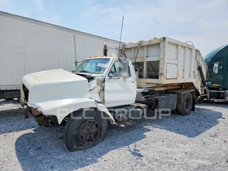 1998 Ford F-800 фото