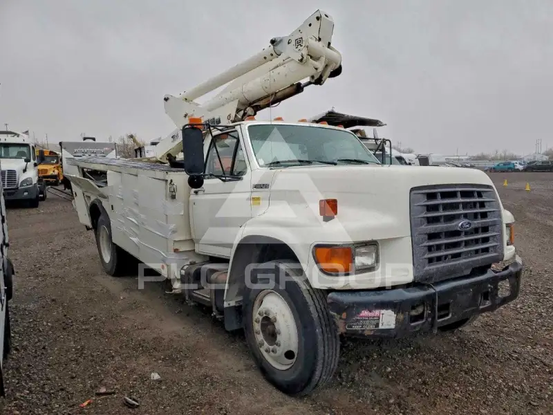 1998 Ford F-800 фото