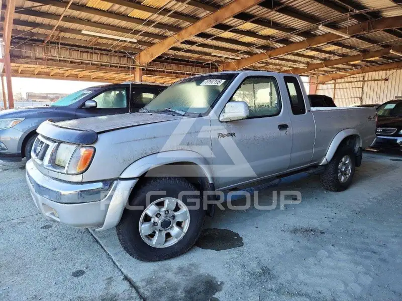 1999 Nissan FRONTIER фото