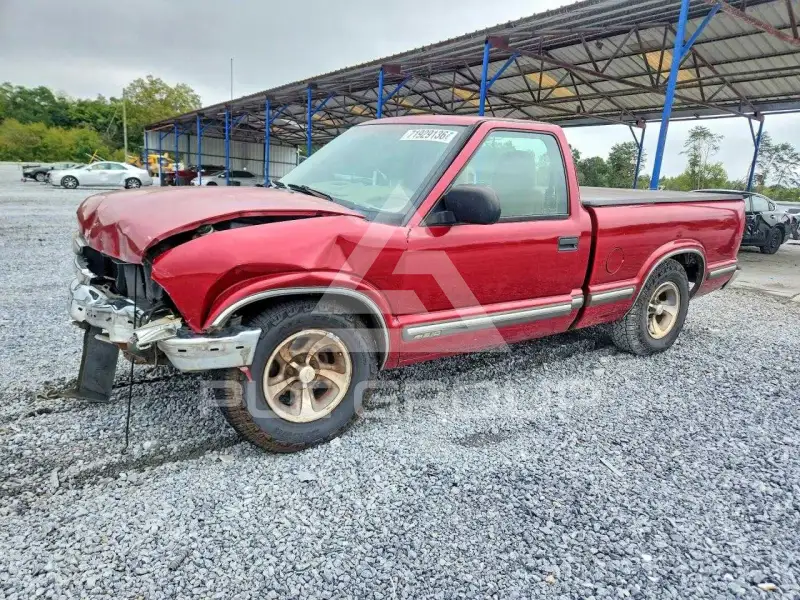 1999 Chevrolet S10 photo
